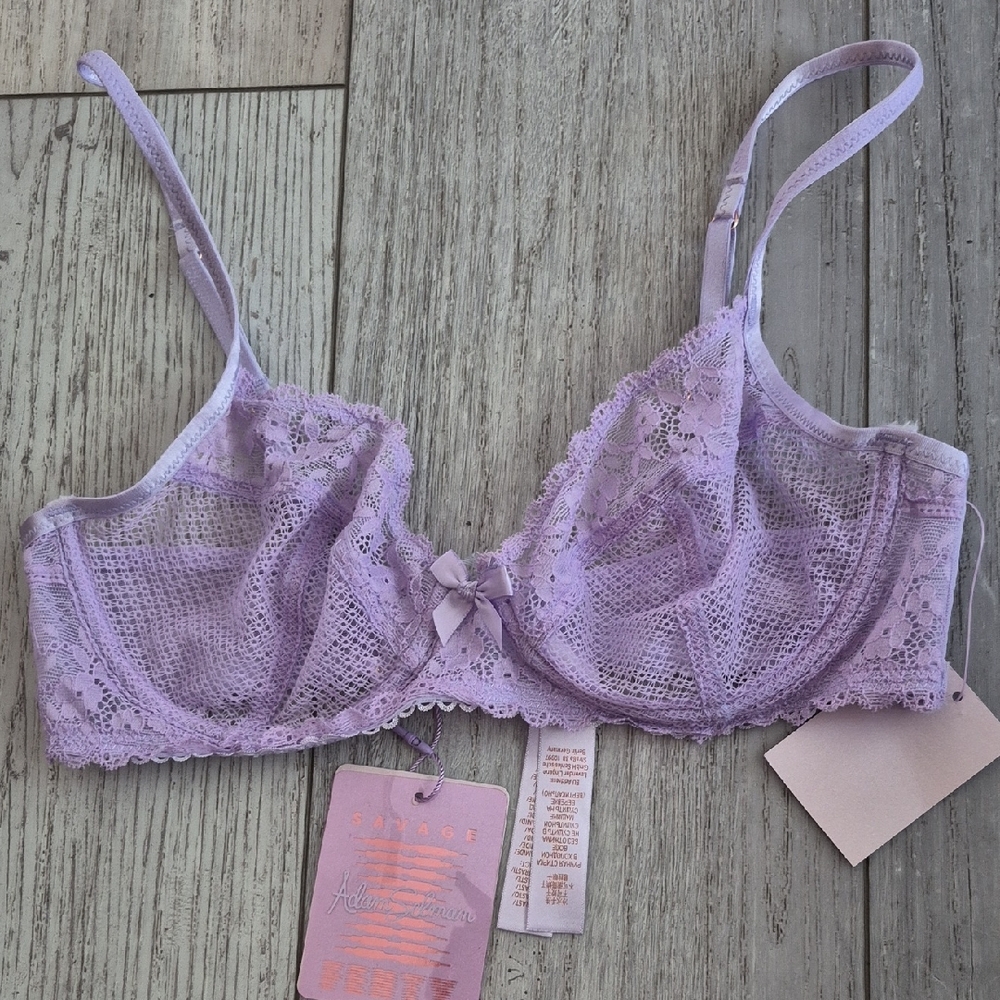 Lavender Lace Underwire BRA....WOMENS 32  C